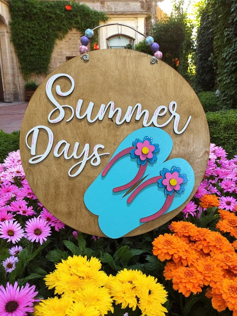 Summer Days Wooden Door Sign – Flip Flop Beach Decor for Front Porch or Patio