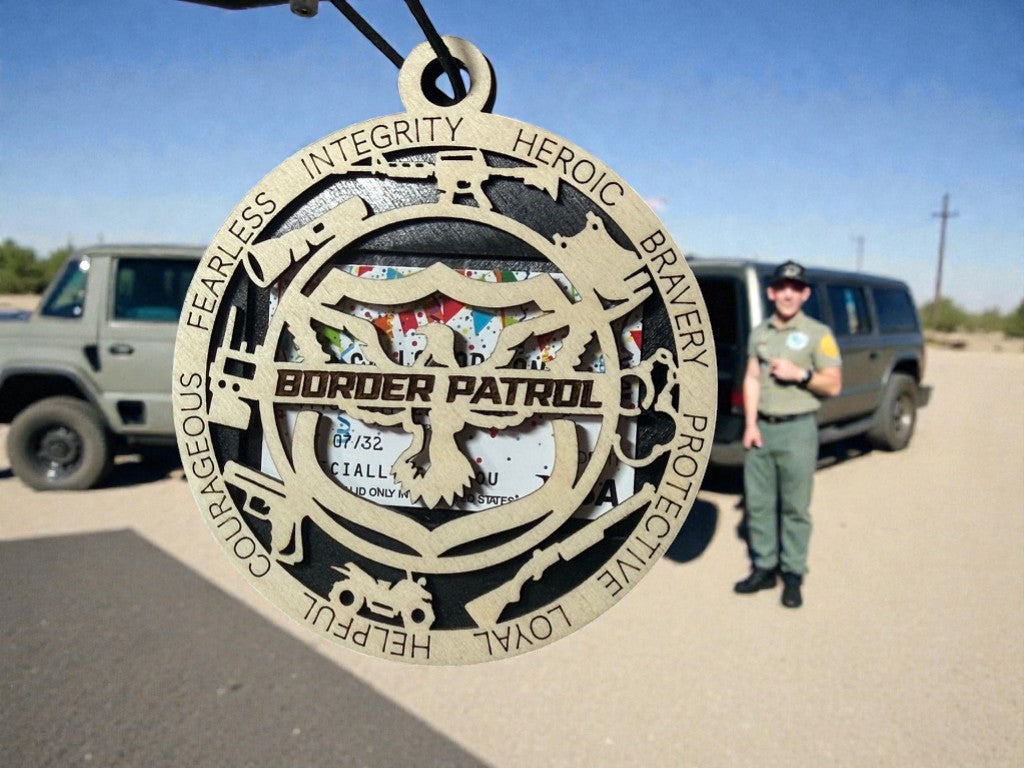 Border Patrol agent appreciation gift – handmade layered wood medallion holding a gift card, personalized with a name
