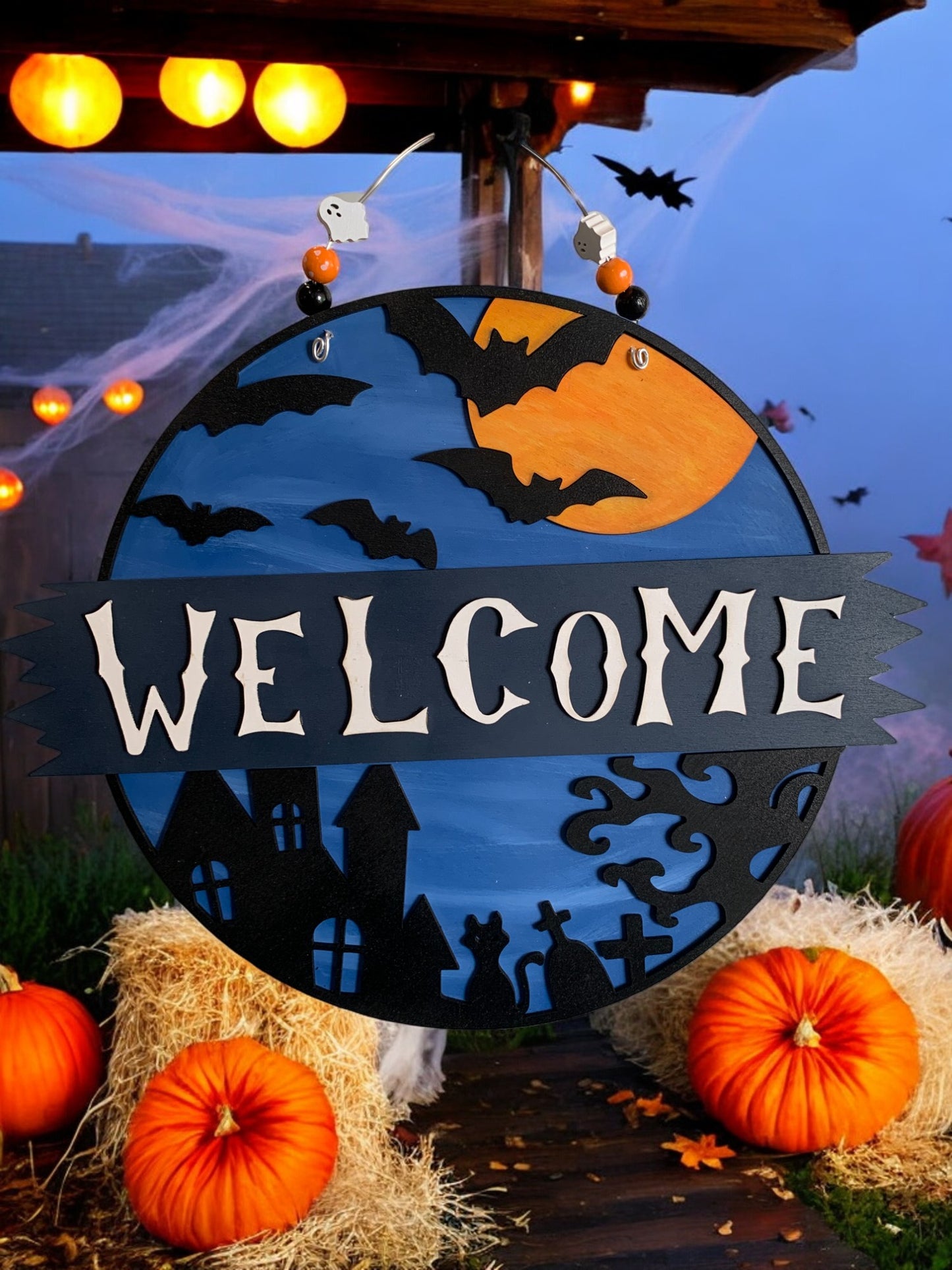 Halloween Welcome Door Sign – Round Wooden Haunted House Wall Decor – Spooky Fall Porch Decoration