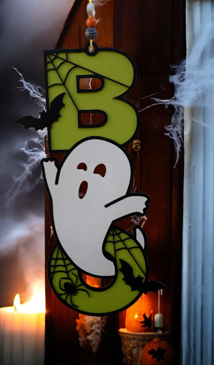 Halloween Ghost Door Hanger – Wooden “BOO” Sign with Spooky Bats & Cobwebs – Handmade Halloween Decor