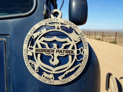 Border Patrol agent appreciation gift – handmade layered wood medallion holding a gift card, personalized with a name
