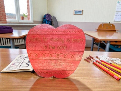 Apple Gift Card Holder – Teacher Gift Card Holder – Teacher Appreciation Gift – End of Year Gift