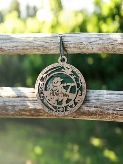 Hunting appreciation gift: handmade layered wood medallion personalized with a name, available in four colors