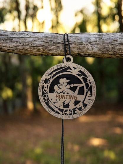 Hunting appreciation gift: handmade layered wood medallion personalized with a name, available in four colors
