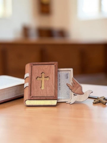 Holy Bible Gift Card Holder – Religious Gift Card Holder – Christian Gift – Baptism Communion Gift Idea
