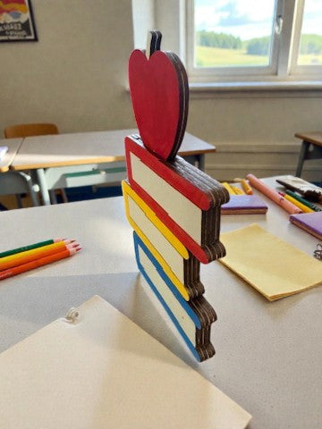 Apple Books Gift Card Holder – Teacher Gift Card Holder – Teacher Appreciation Gift – End of Year Teacher Gift