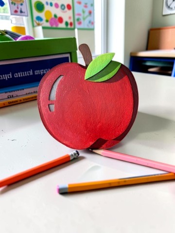 Personalized Apple Teacher Gift Card Holder – Custom Teacher Gift – Teacher Appreciation Gift – End of Year Gift