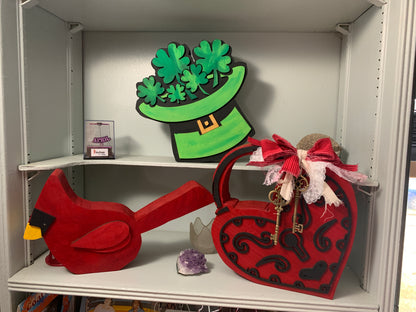 Heart and Key Farm Style Shelf Sitter